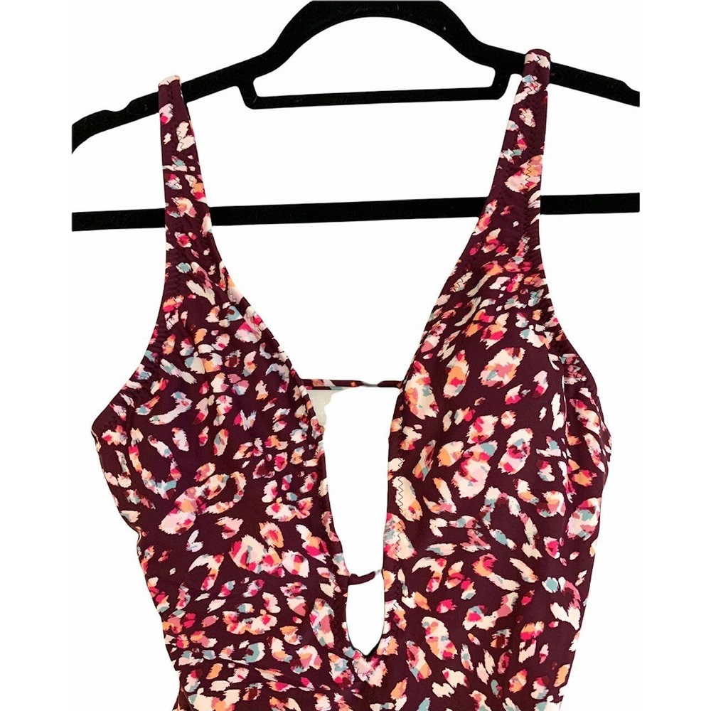 Animal Print Plunge One piece Swimsuit -‎ Shade & Shore - Small